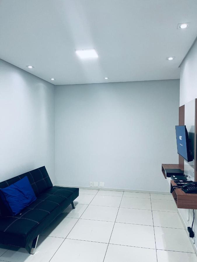 Pitangueiras Service, 2 dormitórios, piscina, 100 m praia, duas vagas de garagem e Wi-Fi Guarujá Exterior foto